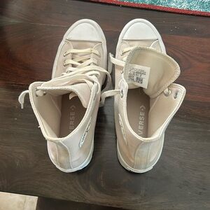 Slightly used converse tan women’s 8 1/2 high top chunky heel